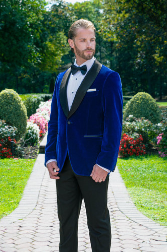 Experience the Art of Personalized Style with Custom Suits in Manhattan. Giorgenti offers unmatched craftsmanship and attention to detail, perfectly tailored to your unique preferences. Call or Text 646-957-6916 or Email us info@giorgenti.com
https://www.giorgenti.com/
#bluetuxedonewyork #customsuitsny