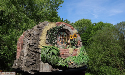 013 Bilbo Baggins in Bag End.jpg