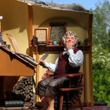 007 Bilbo Baggins in Bag End