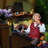 025 Bilbo Baggins in Bag End