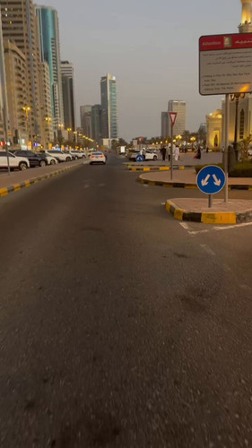 OMEjoE7wo3 giEJA.jpg