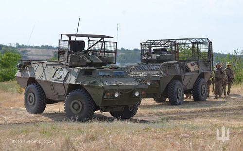 5907731411639581286 w 4.jpg