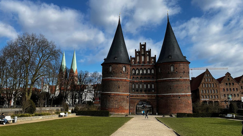 G0 xnqeWQAEPq2h?format=jpg.jpg