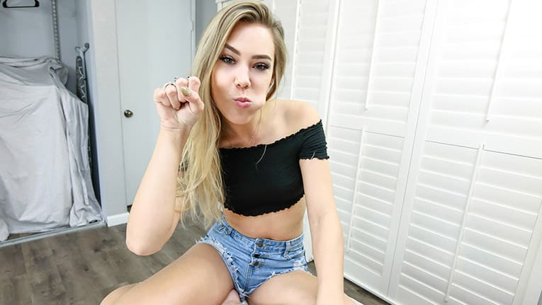 [SisLovesMe / TeamSkeet] Avery Cristy Delicious Revenge [2020.08.21 / 1080p]