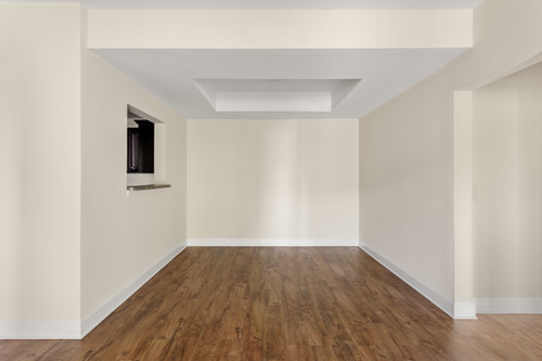 C244150 RetreatAtLenoxVillage 2B2B Dining 1.jpg