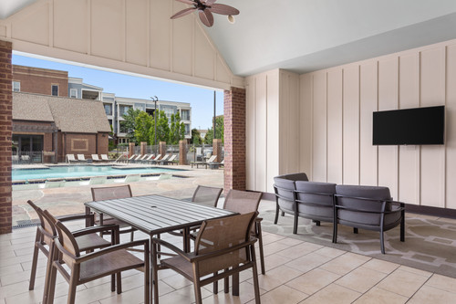 C244150 RetreatAtLenoxVillage Pool CoveredSeating 02 1.jpg