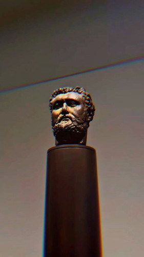 RTXJ5YD5264vzQv .jpg