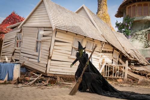 Cynthia Erivo is Elphaba in WICKED FOR GOOD, directed by Jon M. Chu..jpg