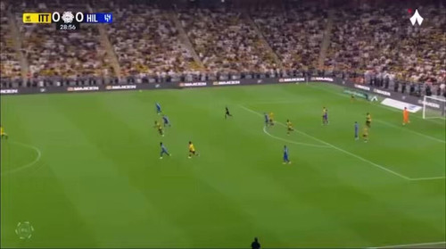 y WmU80aKyal5uHl.jpg