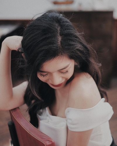  portraitbyvie 2 B8wOGWEh Hz .jpg