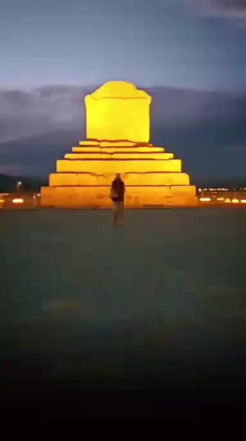 37kyd dq6cxCa i7.jpg