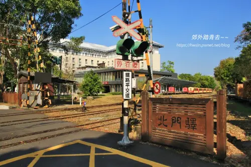 00003 阿里山線森林鐵路第11號平交道(忠孝路).webp