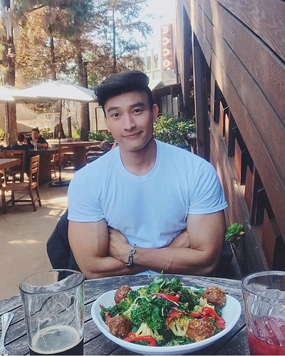 hothunk vietnam 30920859 1994945360819316 384833137055629312 n.jpg