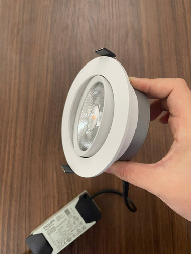 den downlight am tran chieu diem spotlight led philips inside idl1420 led20 nw 20w d108xh50mm d95 40.jpg