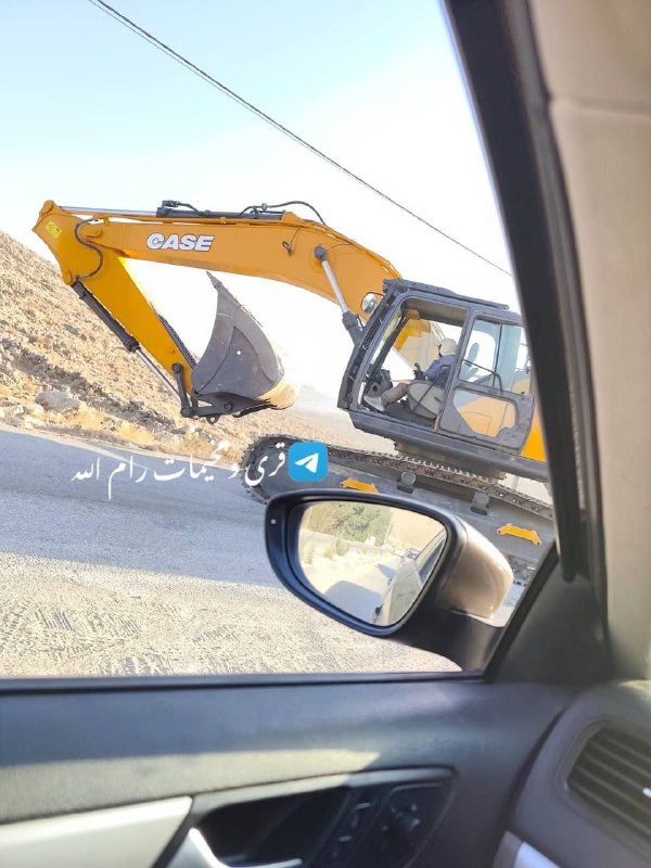 قوة من جيش الاحتلال برفقة عدد من آليات الهدم قرب بلدة شقبا غرب رام الله....