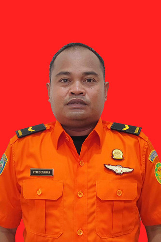 RYAN MERAH PDH LOW.jpg
