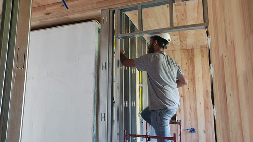 CASA 10 Correção Estrutura Drywall.jpg