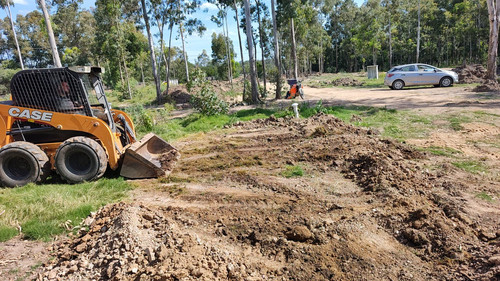 CASA 10 Reaterro de valas.jpg