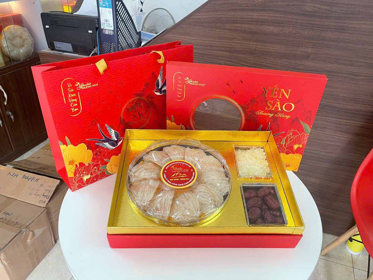 Set Hộp Quà Yến Sào Khánh Hòa Cao Cấp – Đẳng Cấp Quà Tặng Sức Khỏe