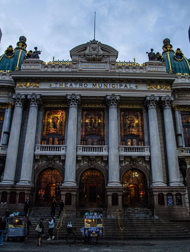 A alma encantadora em cultura das ruas. 🎭🎭Ótimo domingo a todos! (Bom dia) Theatro municipal R (3).jpg