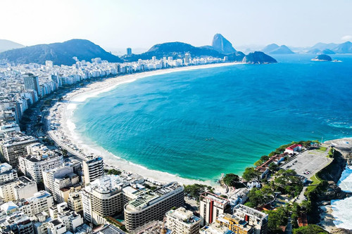 Uma seleção colorida para anima o feed dê hoje 😜✌️1 praia de Copacabana 2 vidigal 3 floresta.jpg
