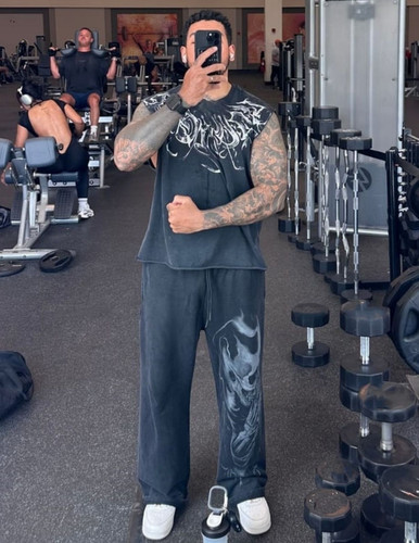 pantalones deportivos holgados 44.jpg