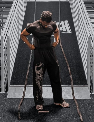 pantalones deportivos holgados 45.jpg