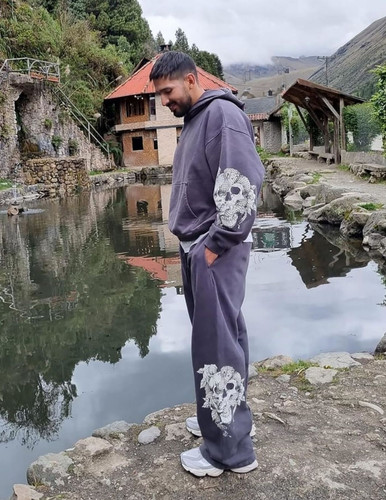 pantalones deportivos holgados 23.jpg