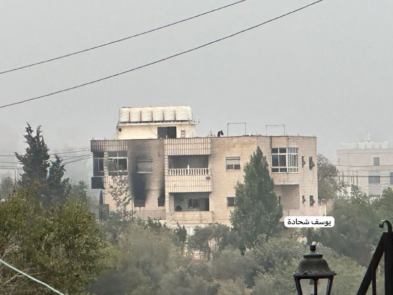 قوات الاحتلال تواصل منذ ساعات محاصرة منزل في بلدة سردا شمال رام الله....