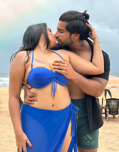 Actress Preeti Puneet Nikk Oli Masaage App Content