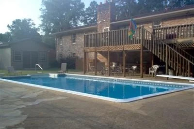 RJI Law swimming pool law fe7c450f.jpg