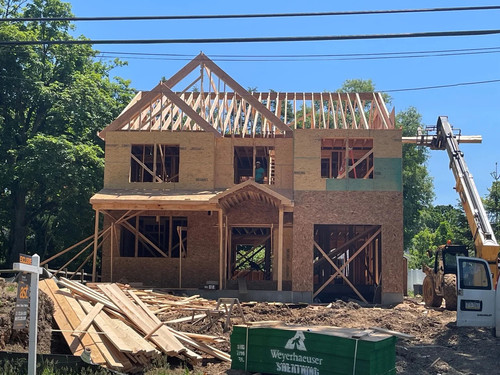 contractor working for owner builder 1280 9a373de8.jpg