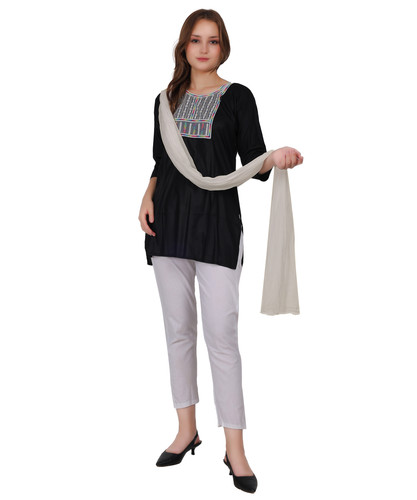 OFF WHITE 4.jpg