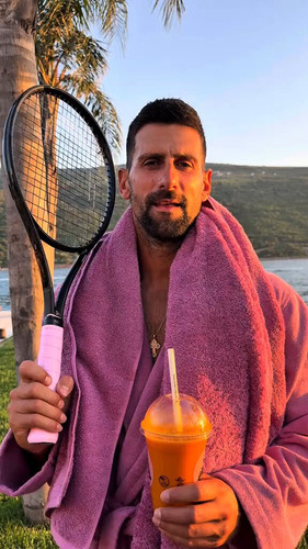 UOses5Om qUTN9Ay.jpg