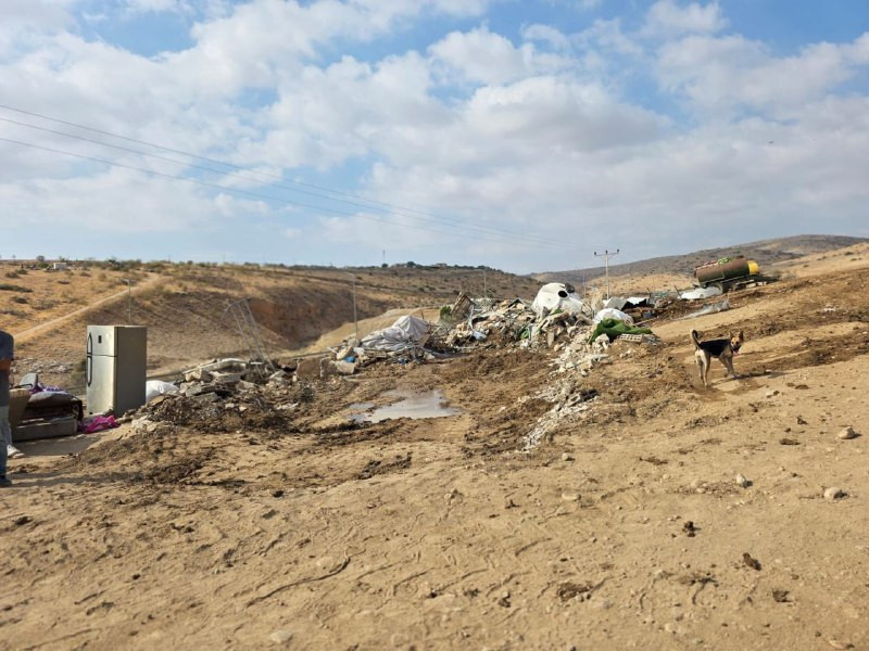 صور تظهر آثار عمليات الهدم التي قامت بها قوات الاحتلال لمساكن السكان في عين الحلوة بمنطقة الأغوار الشمالية....