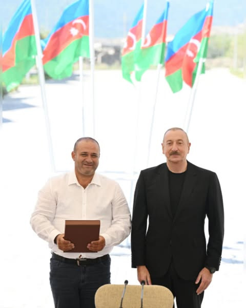 537716523 18314569441243372 5691747688852568670 n.jpg?stp=dst jpg s600x600 tt6& nc cat=109&ccb=1 7& .jpg