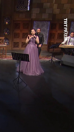 Vu8FqoCcy vHecYK.jpg