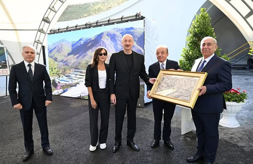 537494267 18395606038140149 4344786130894695051 n.jpg?stp=dst jpg s600x600 tt6& nc cat=107&ccb=1 7& .jpg