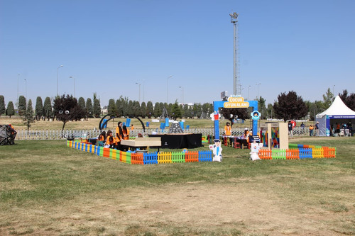 C kbm atolyeler ve cocuk alani.jpg