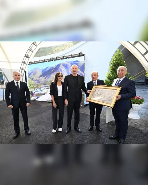 537620537 18314557474243372 4653261493232123904 n.jpg?stp=dst jpg s600x600 tt6& nc cat=104&cb=99be92.jpg