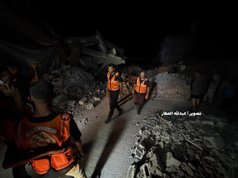 إصابات نتيجة قصف الاحتلال لمنزل في منطقة المشروع غرب مدينة خانيونس...