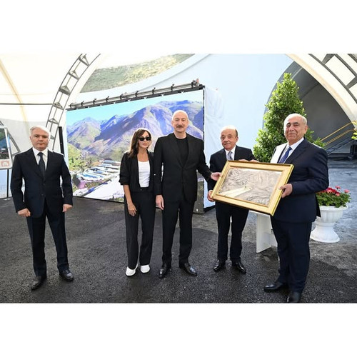 535387565 1313514144118080 8040223755857012652 n.jpg?stp=dst jpg s600x600 tt6& nc cat=102&ccb=1 7& n.jpg