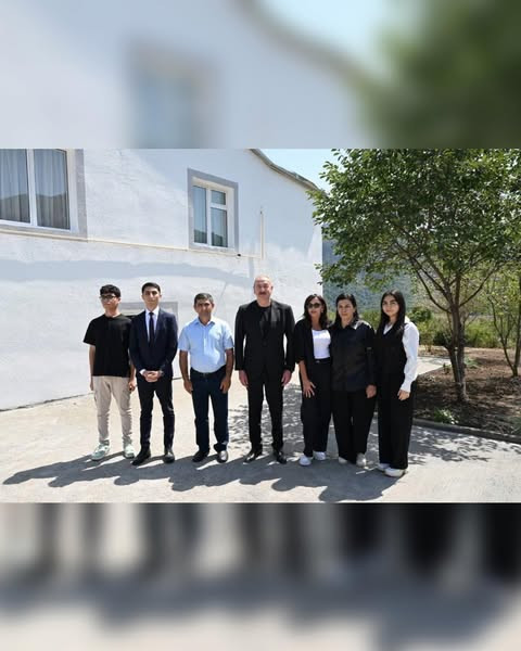 537761320 18314575972243372 121048386289679369 n.jpg?stp=dst jpg s600x600 tt6& nc cat=111&ccb=1 7& n.jpg