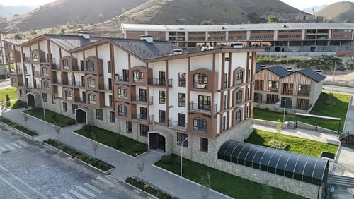 516414040 3785683111568740 62164280608087670 n.jpg?stp=dst jpg s600x600 tt6& nc cat=104&ccb=1 7& nc .jpg