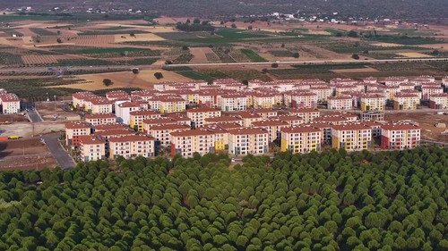 CDxOi Mrm4Gjd2WZ.jpg