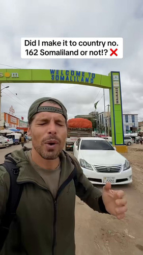 oF b8SX28kxo9AgG.jpg