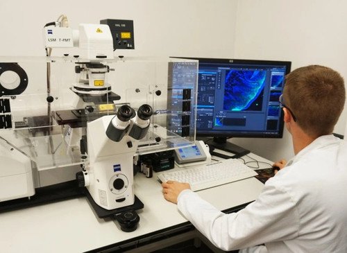 Precision Material Analysis with NMR.jpg