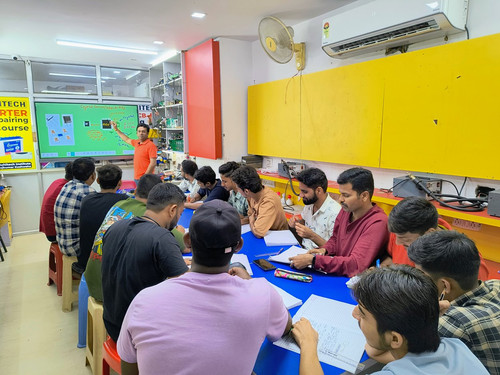 Ac PCB Repairing Institute in Delhi.jpg