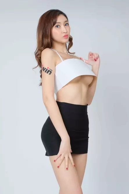ảnh nóng hot girl Vwin
