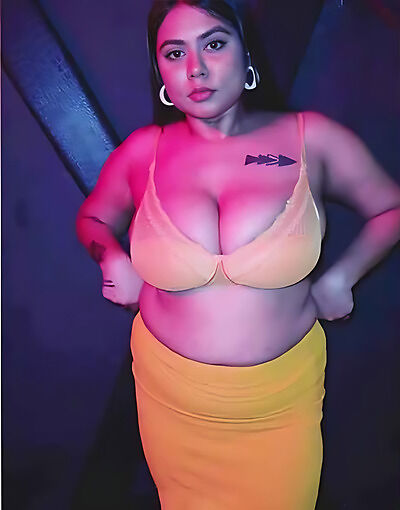 Oasi Das Model Teasing In Orange Saree App Content Video